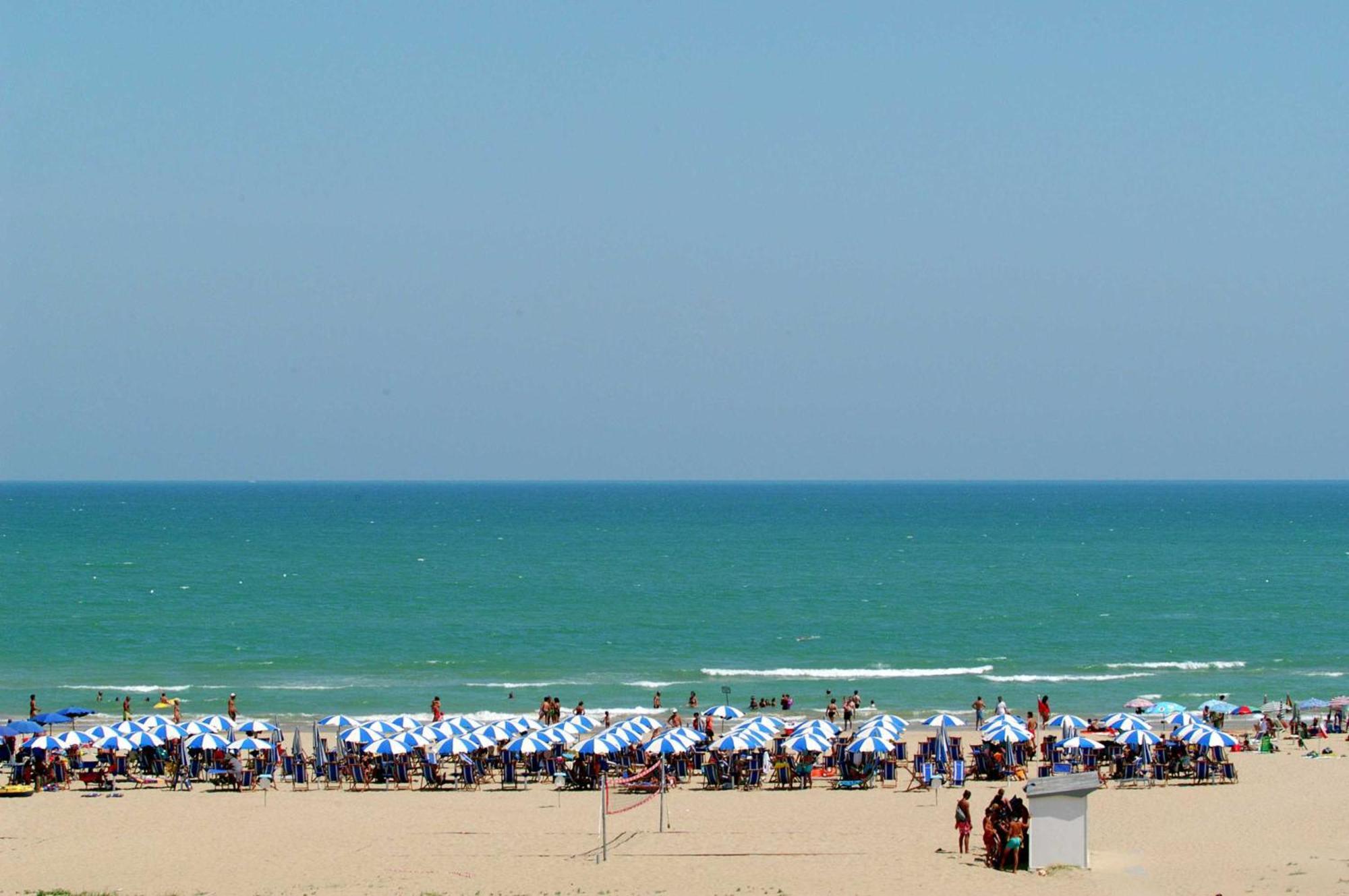 Hotel Rio Vasto Exterior photo