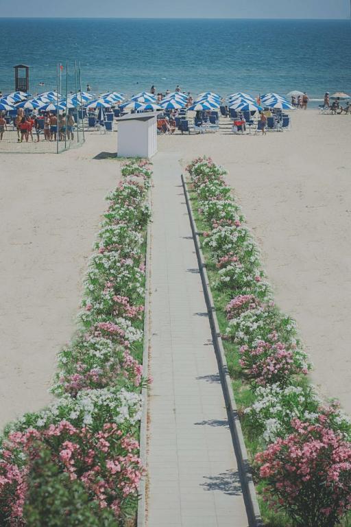 Hotel Rio Vasto Exterior photo